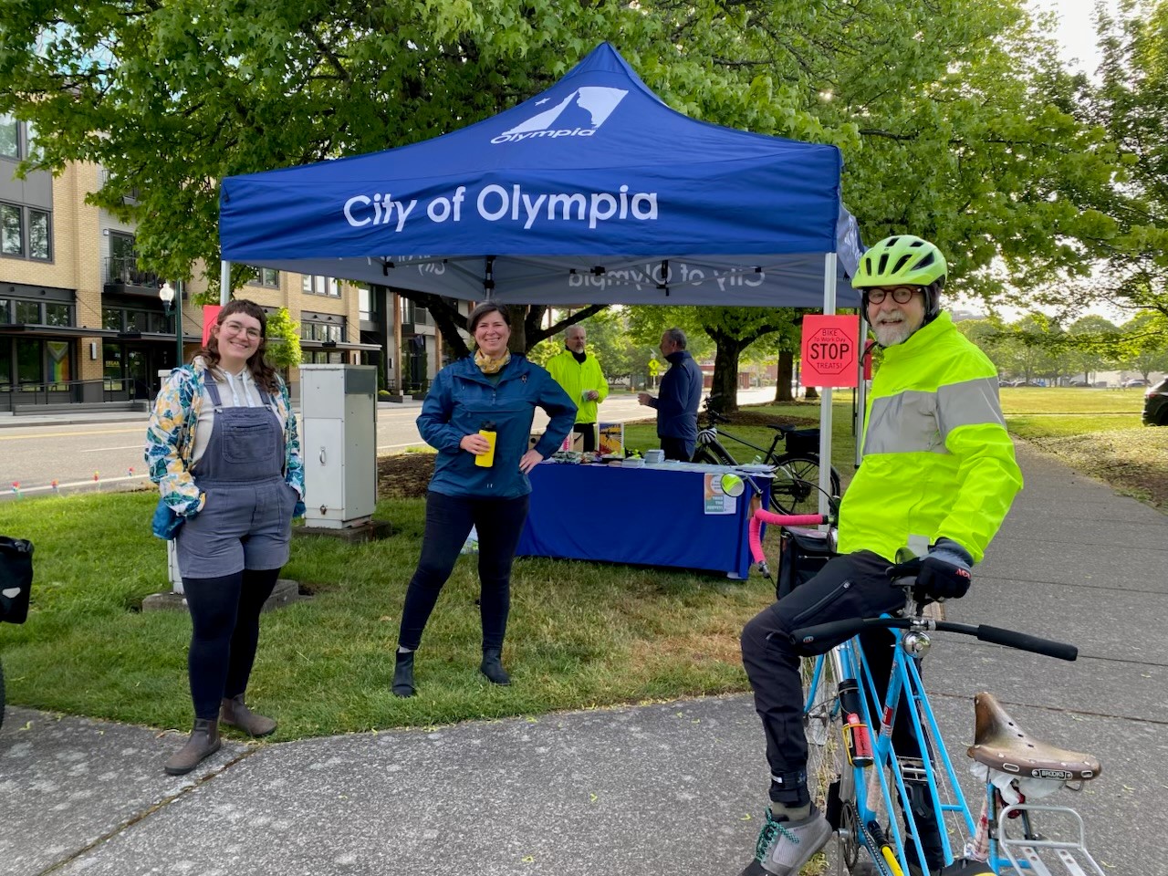 two cyclers looking out